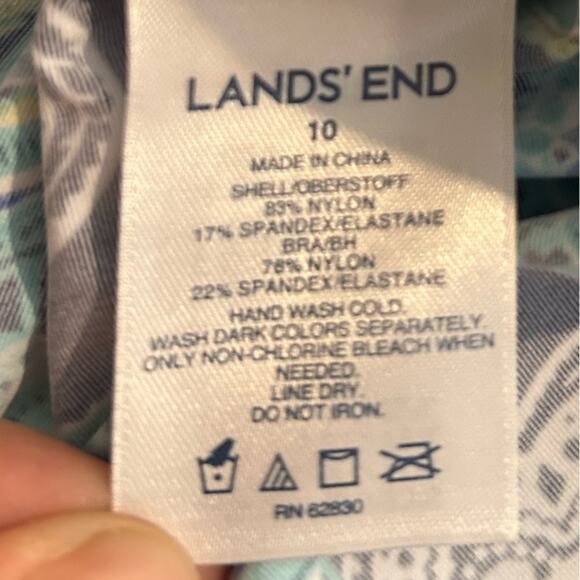 Lands end blue paisley tankini top size 10 molded cups shelf bra - Picture 8 of 8